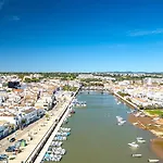 Mossbrae-tavira Centre, Terrasse Et Piscine דירה טאווירה