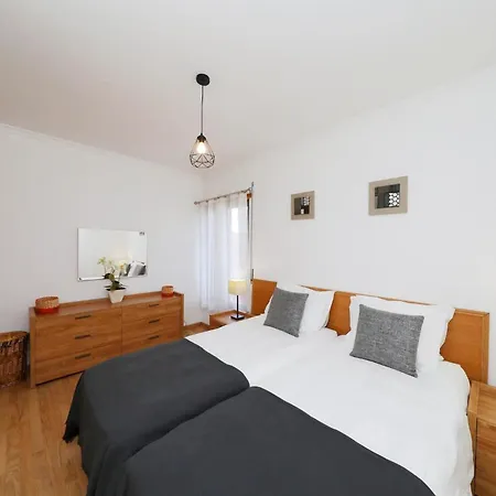 Appartement Mossbrae-tavira Centre, Terrasse Et Piscine *