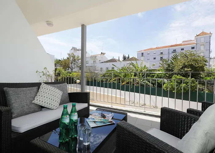 Appartement Mossbrae-tavira Centre, Terrasse Et Piscine